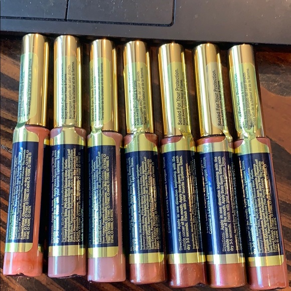 Various colors of LipSense NWT - Picture 7 of 13